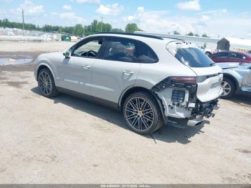 Porsche Cayenne III 2022 Porsche Cayenne Platinum Edition 2022 3.0l 3.0 Benzyna 335KM, zdjęcie 3