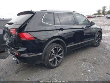 Volkswagen Tiguan II 2022 Volkswagen Tiguan Sel R-Line, 2022r., 4x4, 2.0L 2.0 Benzyna 184KM, zdjęcie 4