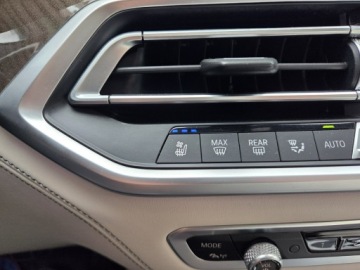 BMW X7 SUV M 4.0 M50i 530KM 2019 BMW X7 M50i 530KM xDrive Individual., zdjęcie 21