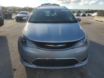 Chrysler Pacifica II 2019 Chrysler Pacifica Touring L 2019 3.6l 3.6 Benzyna 287KM, zdjęcie 5