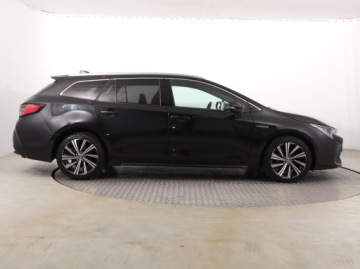 Toyota Corolla XII TS Kombi 1.8 Hybrid 122KM 2021 Toyota Corolla 1.8 Hybrid, Salon Polska, zdjęcie 5