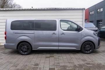 Opel Zafira D 2026 XL L2H1 Business aut 2.2 180KM, zdjęcie 2