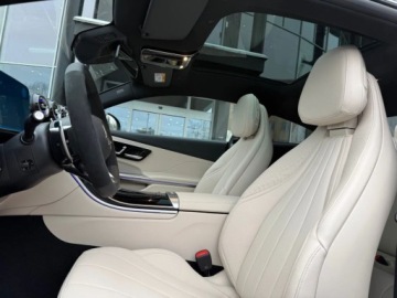 Mercedes CLE Coupe AMG 3.0 53  449KM 2025 Mercedes-Benz CLE CLE53 Coupe AMG Premium Plus - Dynamic Plus 3.0 Benzyna, zdjęcie 12