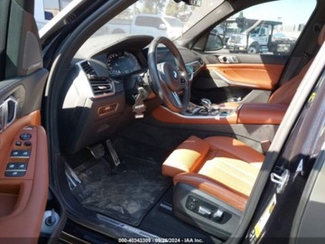 BMW X5 G05 2023 BMW X5 M50I 2023 4.4l 4.4 Benzyna 523KM, zdjęcie 9