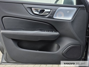 Volvo V60 II  Kombi 2.0 D4 190KM 2019 Volvo V60 Cross Country FV23 Salon PL D4 190KM AWD, zdjęcie 13