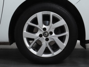 Renault Clio IV Hatchback 5d Facelifting 1.2 Energy TCe 118KM 2018 Renault Clio 1.2 TCe, Navi, Klima, Tempomat, zdjęcie 14