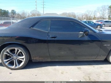 Dodge Challenger III 2022 Dodge Challenger RT 2022 5.7 Benzyna 372KM, zdjęcie 6