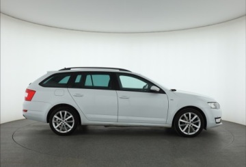 Skoda Octavia III Kombi 2.0 TDI 150KM 2016 Skoda Octavia 2.0 TDI, Salon Polska, DSG, Navi, zdjęcie 5