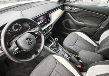 Skoda Kamiq Crossover 1.0 TSI 110KM 2021 Skoda Kamiq Style Pakiet Comfort, ACC, Kamera, LED, Podgrzewane fotele, S, zdjęcie 6