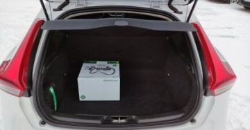 Volvo V40 II Cross Country 2.0 D2 DRIVE-E 120KM 2015 Volvo V40 2.0D 120kM Navi Bluetoth Tempomat Zarejestrowany Po Serwisie GWA, zdjęcie 7