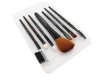 Профессиональный набор кистей для макияжа.