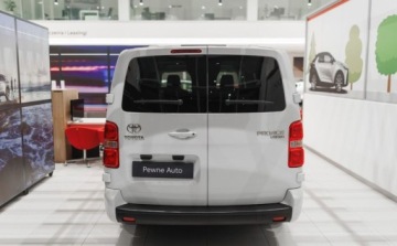 Toyota Proace II Furgon Medium 2.0 D-4D 177KM 2022 Toyota Proace Verso Verso 2.0 D4-D Long Business Aut. 2.0 Diesel 177KM, zdjęcie 3