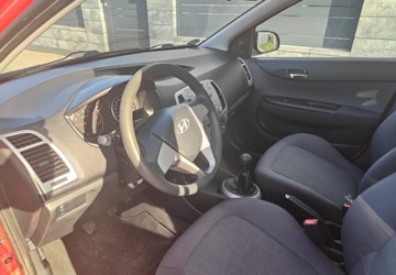 Hyundai i20 I Hatchback 5d 1.2 DOHC 78KM 2010 Hyundai i20 Hyundai I20 2010r 12 78 KM 1.2 Benzyna 78KM, zdjęcie 2