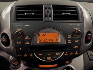 Toyota RAV4 III MPV 2.0 i 16V 152KM 2006 Toyota Rav 4 2.0 benzyna, 105 tys km, Pełny serwis, zdjęcie 13