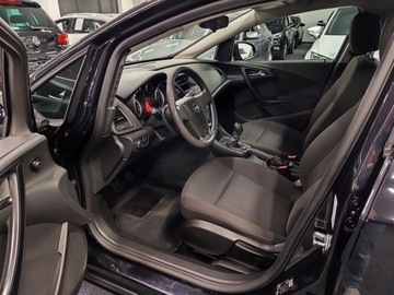 Opel Astra J Hatchback 5d 1.4 Twinport ECOTEC 100KM 2011 Opel Astra 1.4 Benzyna 2011 Essentia ecoFLEX, zdjęcie 5