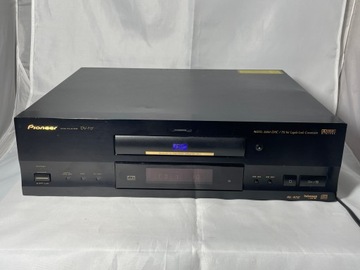 Odtwarzacz DVD CD Pioneer DV-717