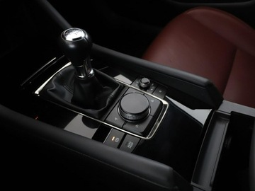 Mazda 3 IV Hatchback 2.0 SkyActiv-X 186KM 2021 Mazda 3 mHEV full LED skróra navi kamery grzane, zdjęcie 28