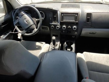 Toyota Sequoia II 5.7 i 381KM 2019 Toyota Sequoia 2019 Toyota Sequoia SR5 4WD (Natl) 5.7 Benzyna 381KM, zdjęcie 7