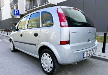 Opel Meriva I 1.6 ECOTEC 100KM 2004 Opel Meriva automat Czujniki Klima Warszawa 1.6 Benzyna 100KM, zdjęcie 3