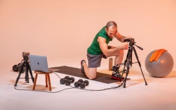 Roland V-02HD MK II — видеомикшер для потокового вещания