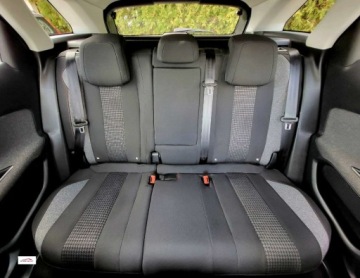 Peugeot 3008 II Crossover 1.6 BlueHDi 120KM 2018 Peugeot 3008 AutomatZarejestrowany GWARANCJA 1.6 Diesel 120KM, zdjęcie 28