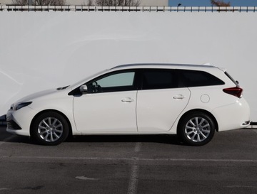 Toyota Auris II Touring Sports Facelifting 1.6 D-4D 112KM 2016 Toyota Auris 1.6 D-4D, Navi, Klima, Klimatronic, zdjęcie 2