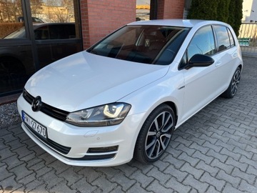 Volkswagen Golf VII Hatchback 3d 2.0 TDI-CR DPF 150KM 2013 Volkswagen Golf 2.0 diesel 150 KM R-LINE automat zarej w PL zadbany z