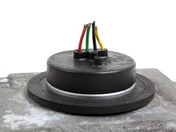 КСЕНОНОВЫЙ ПРЕОБРАЗОВАТЕЛЬ MAZDA 5 CR19 3 BK W3T15671