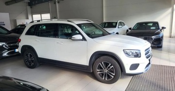 Mercedes GLB SUV 1.3 200 163KM 2023 Mercedes-Benz GLB Salon Polska 4x4 radary najdluzsza gwarancja 1.3 163KM, zdjęcie 4