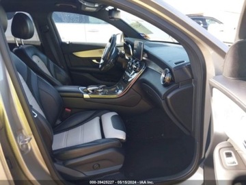 Mercedes GLC C253 2019 Mercedes-Benz GLC 63 amg coupe, 2019r., 4x4, 4.0L 4.0 Benzyna 469KM, zdjęcie 6