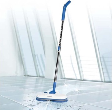 MOP TELESKOPOWY OBROTOWY Z ROZPYLACZEM AKUMULATOROWYM CLEANmaxx V1