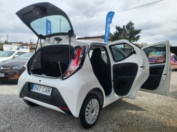 Toyota Aygo II Hatchback 5d 1.0 VVT-i 69KM 2016 Toyota Aygo 1.0 70 KM Org Przebieg Ładny Stan, zdjęcie 11