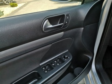 Volkswagen Golf VI 2010 Volkswagen Golf 1.6 TDI Klimatronic Tempomat Isofi, zdjęcie 9