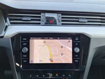 Volkswagen Passat B8 Variant Facelifting 1.5 TSI EVO 150KM 2022 Volkswagen Passat VW Passat 1.5 TSI Evo Business DSG IQ Drive pakiet Comfo, zdjęcie 15