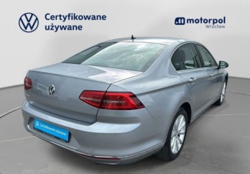Volkswagen Passat B8 Limousine Facelifting 1.5 TSI EVO 150KM 2019 Volkswagen Passat Highline Pakiety, ACC, KAmera, GPS, Active Info Display, zdjęcie 15