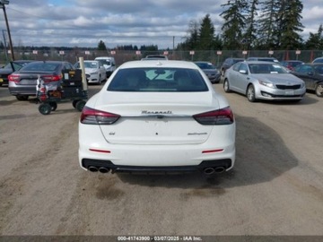 Maserati Quattroporte II 2022 Maserati Quattroporte Modena Q4 2022 3.0l 3.0 Benzyna 424KM, zdjęcie 4