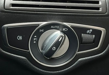 Mercedes GLC C253 SUV Plug-In 2.0 300e 320KM 2020 Mercedes-Benz GLC 4 Matic Plug-In Skora Navi Kamera Full Led FV23, zdjęcie 35