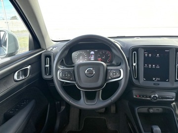 Volvo XC40 Crossover Facelifting 1.5 T2 129KM 2023 Volvo XC 40 T2 Essential | Salon PL | Bezwypadkowy, zdjęcie 23