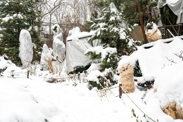 ТКАНЬ НЕТКАНАЯ WINTER WHITE AGR 50г 1,6x10м ДЫХАТЕЛЬНЫЙ ЛЕГКИЙ УНИВЕРСАЛЬНЫЙ ПОКРЫТИЕ