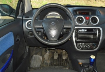 Citroen C2 1.1 i 61KM 2007 CITROEN C2 1.1 60 KM, zdjęcie 25