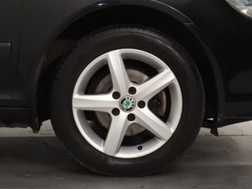 Skoda Octavia II Kombi 1.4 TSI 122KM 2011 Skoda Octavia 1.4 TSI, Xenon, Klima, Klimatronic, zdjęcie 14