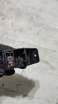 KIA RIO 2018 PANEL ŘÍZENÍ PŘEPÍNAČ OKNO