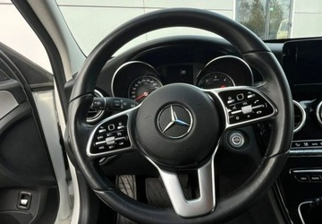 Mercedes Klasa C W205 2020 Mercedes-Benz Klasa C Avantgarde Plug-In Automat Navi Kamera Tempomat, zdjęcie 19