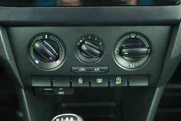 Skoda Rapid II Spaceback 1.2 TSI 110KM 2015 Skoda Rapid 1.2 TSI, Salon Polska, 1. Właściciel, zdjęcie 9