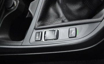 BMW Seria 1 F20-F21 Hatchback 5d 116i 136KM 2013 BMW Seria 1 SPORT Benzyna Nawigacja 1.6 Benzyna 136KM, zdjęcie 30