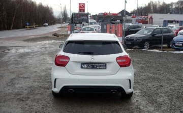 Mercedes Klasa A W176 Hatchback 5d Facelifting 200 d 136KM 2015 Mercedes-Benz Klasa A 200CDI 136KM AMG Line Niski przebieg Biksenon Skora, zdjęcie 5