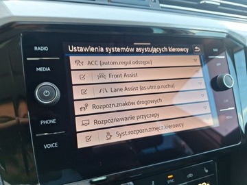 Volkswagen Passat B8 2021 Volkswagen Passat Variant GTE ASO 1.4TSI 218KM bezwyp. pakiety AppConnect, zdjęcie 29