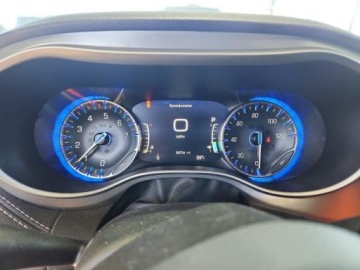 Chrysler Pacifica II 2023 Chrysler Pacifica Touring L 2023 3.6 Benzyna 287KM, zdjęcie 9