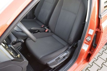 Volkswagen Polo V Hatchback 3d Facelifting 1.0 75KM 2017 Volkswagen Polo SalonPL 75KM MPI Trendline Pakiety Czujniki x2 Klimatyzajc, zdjęcie 24
