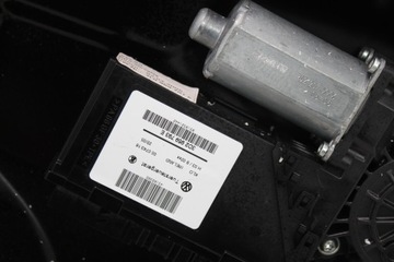 MECHANIZMUS OKNO PRAVÝ PŘEDNÍ PORSCHE CAYENNE 08-13R